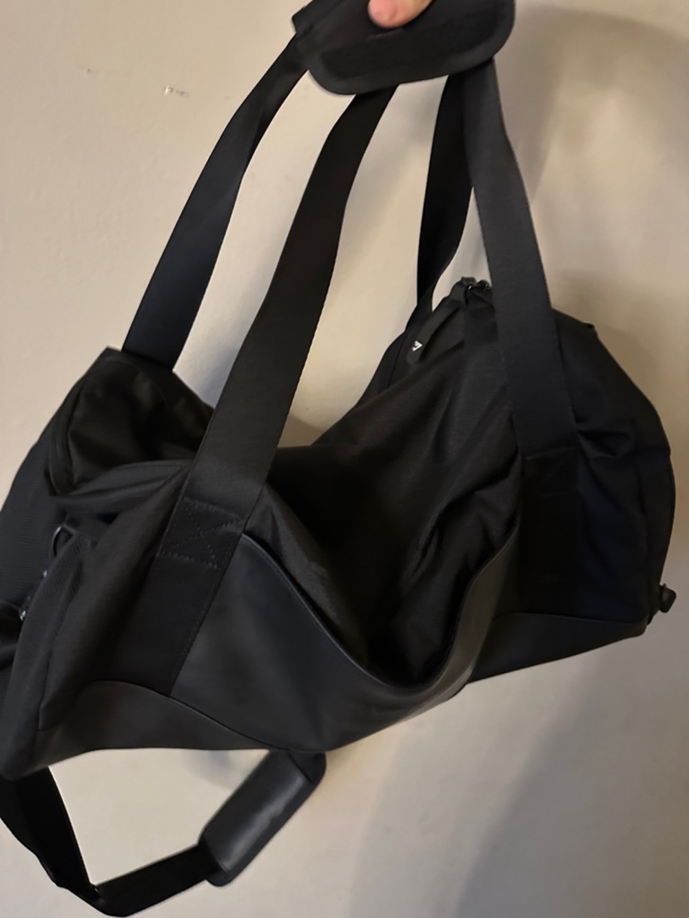 Gymshark Black Sport Duffle with Dual Carry Straps